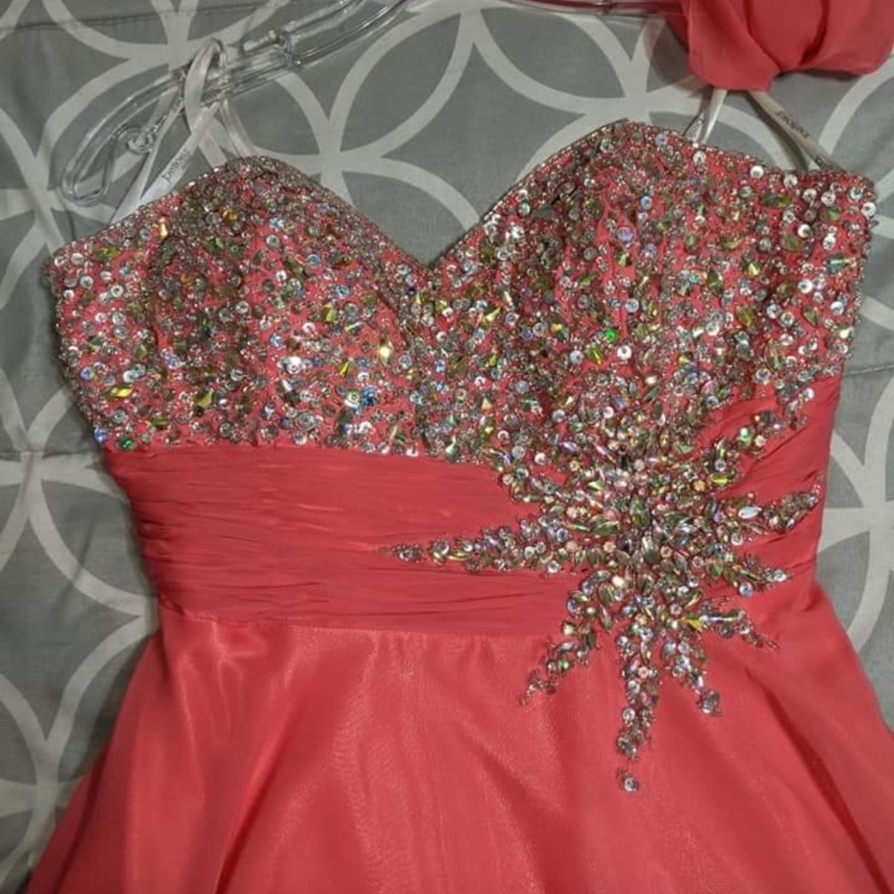 Prom/Formal Dress - Picture 5 of 5
